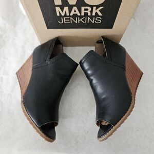 Mark Jenkins Vino Leather Black Wedge Open Toe Shoes